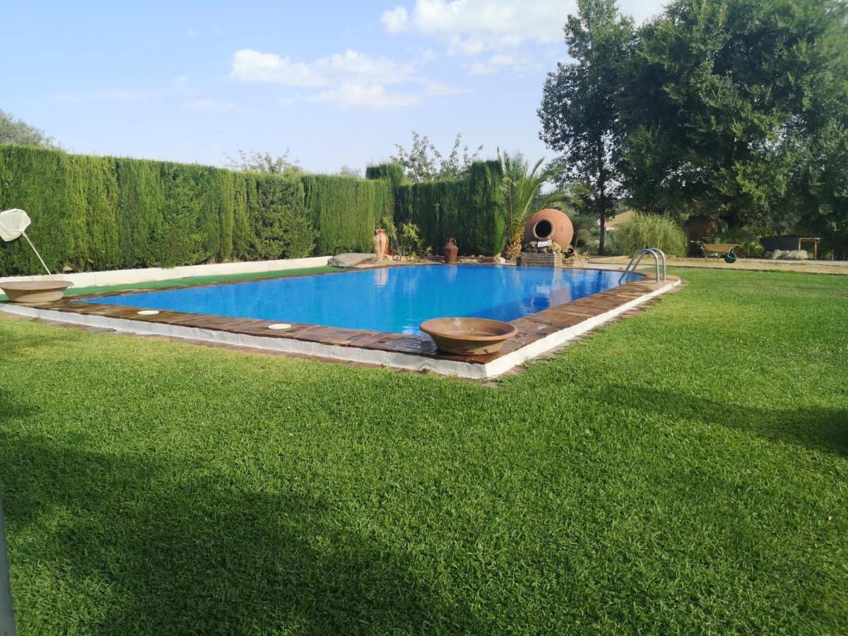 Villa Botero Constantina Exterior photo